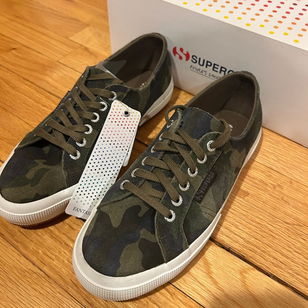 Superga 2750 Cotu Classic in camouflage in size 39.5 (US women’s 8.5)